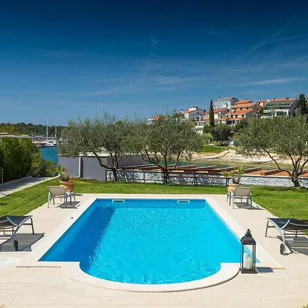 Holiday home Contessa Pula